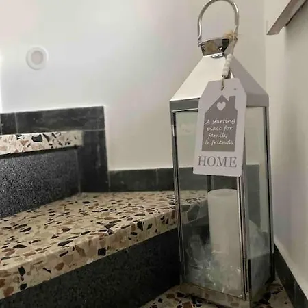 Schoene, Sehr Zentrale Und Moderne Appartement
